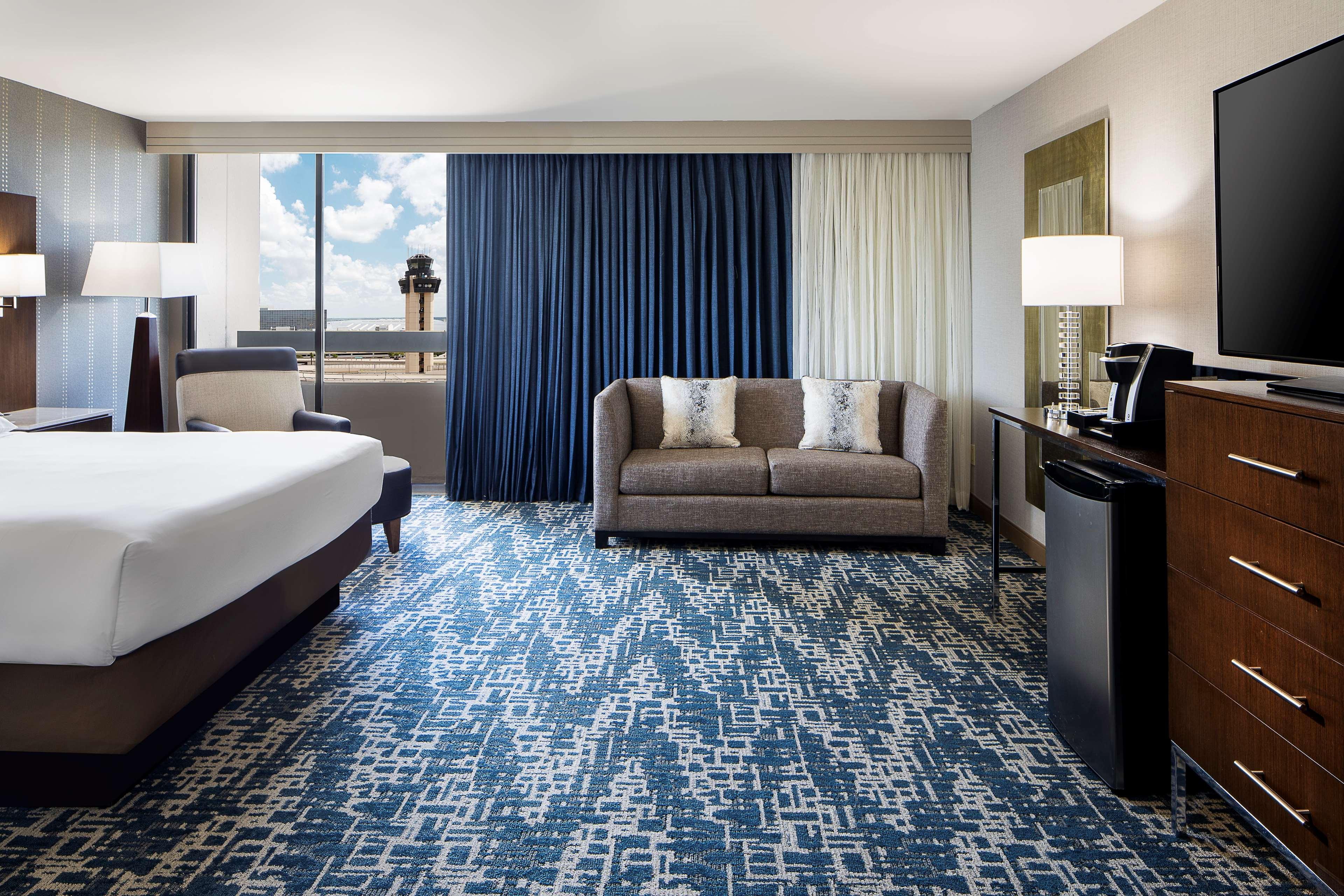 Hotel Hyatt Regency Dfw International Airport 3*